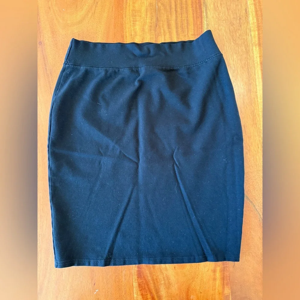 Sweet‎ Classic Black Pencil Skirt